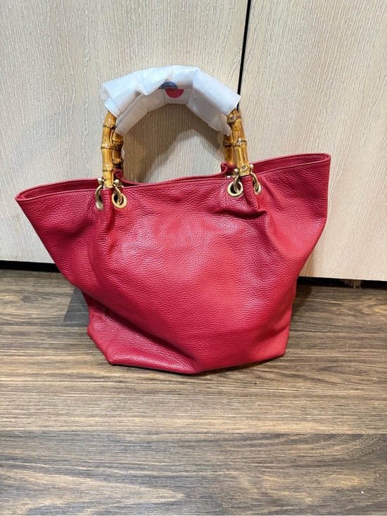 Maurizio Taiuti Made in Italy Red Pebbled Leather Bamboo Handle 